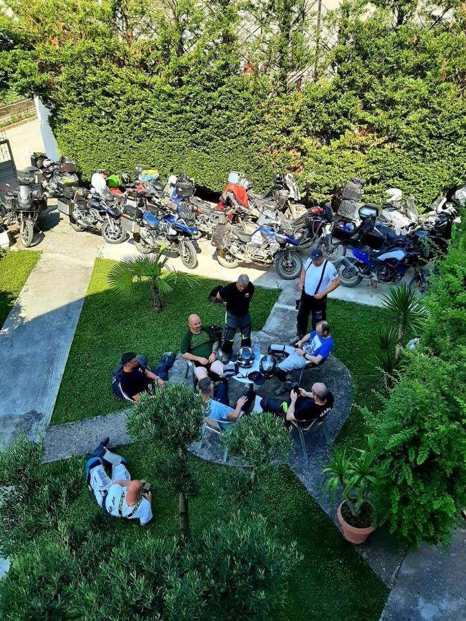 Hotel Vila Arbri Berat Exterior photo